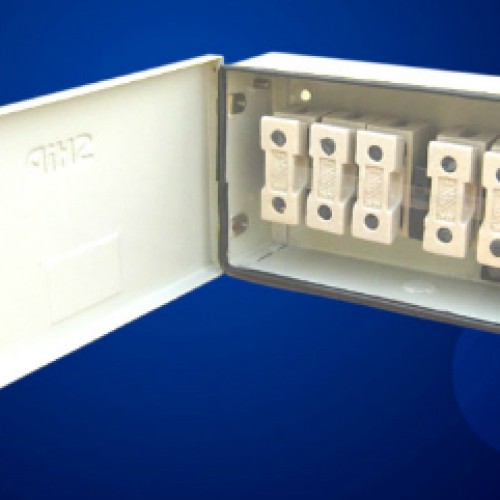 Distribution fuse board